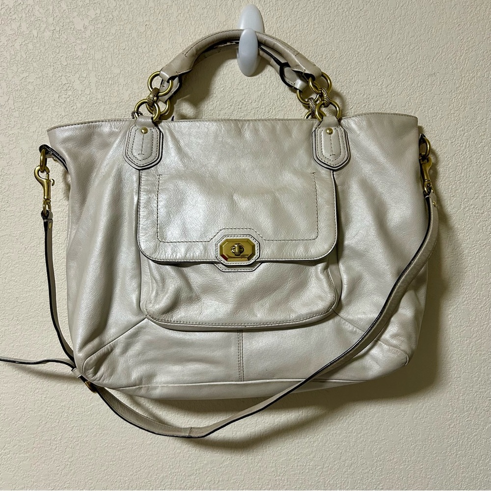Coach Izzy Pearl Tote Bag F24845